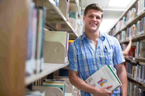 大学中退フリーターの就職は厳しい?中退理由の説明は?攻略法を解説!