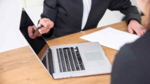 大学中退者向けの就職支援サービス4つを紹介!選び方や向き不向きも解説