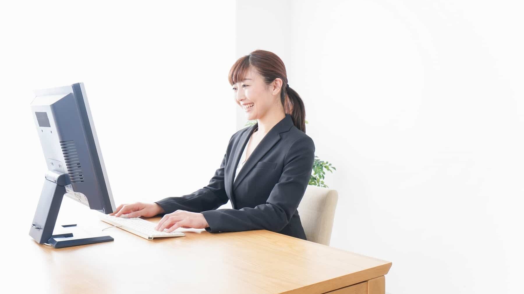 大学中退してても受付職になれる!知っておきたい知識も幅広く解説