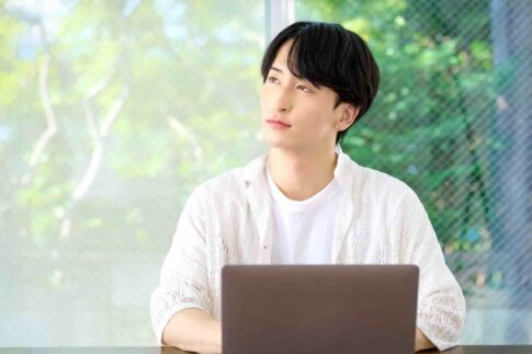 大学4年で中退するのはもったいない？就活の影響や対処法を解説