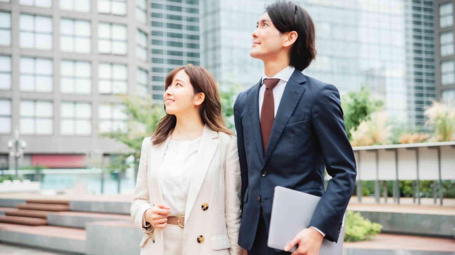 大学院を中退して公務員を目指す方へ。就職を成功させるポイントを解説。