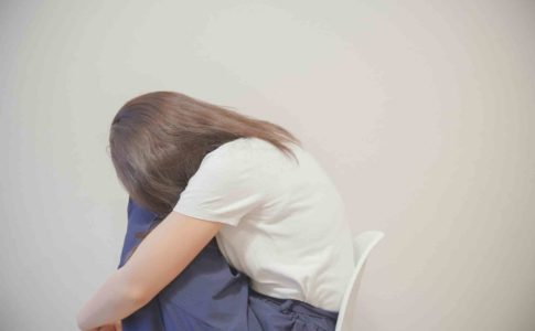 大学留年か中退どっちかで迷ったら！就職活動やその後の生活への影響を解説します