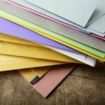 履歴書折っても大丈夫?職務経歴書や送付状を封筒に入れる時の常識