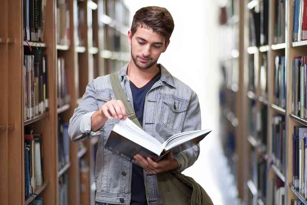 大学中退のフリーターが就職するための準備や秘訣を解説!