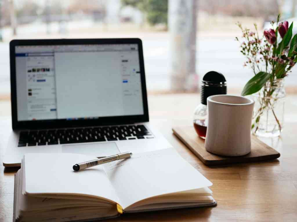 ホワイト企業と言われる企業とは
