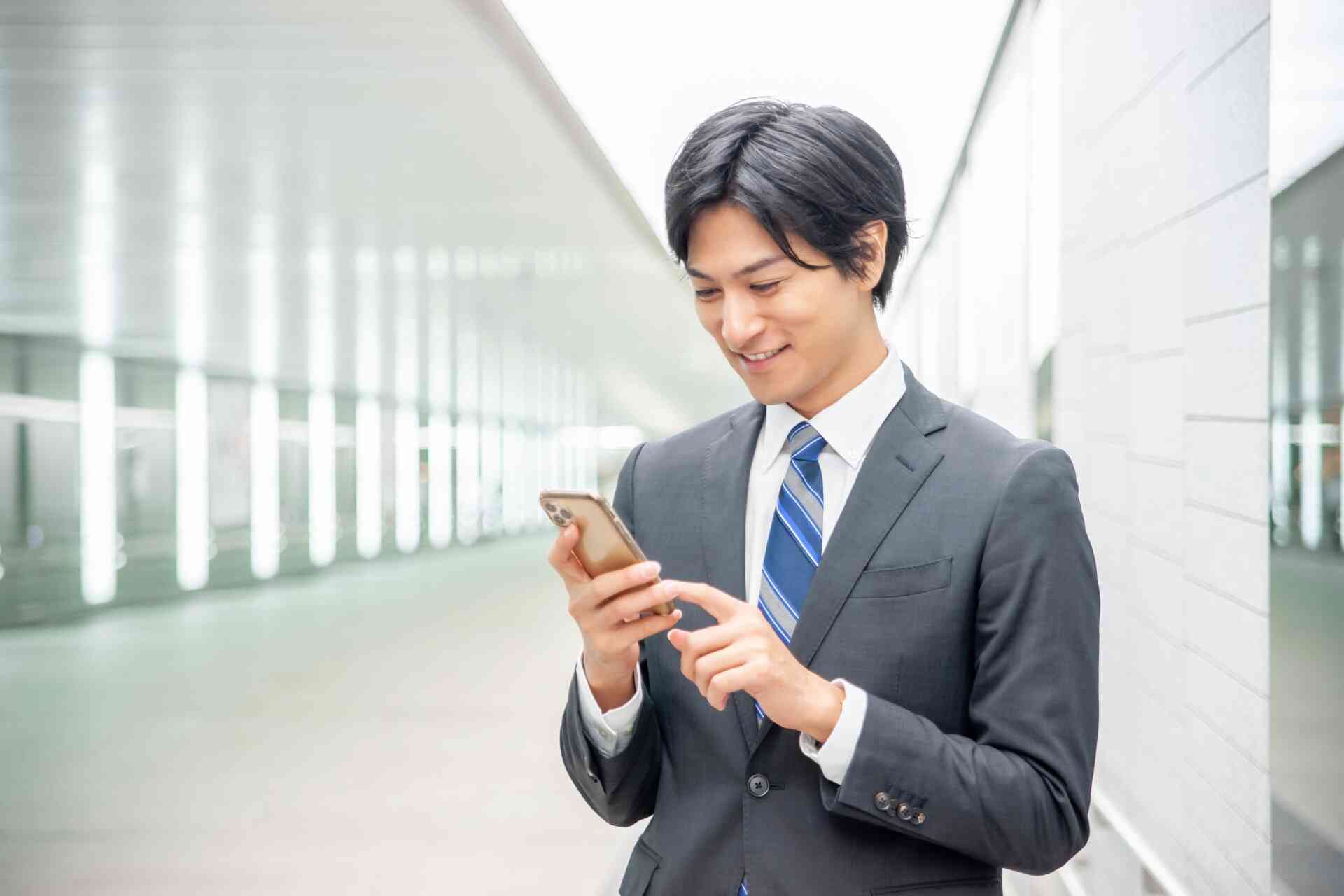 高卒の就職情報集め!おすすめ方法とポイント、注意点を解説