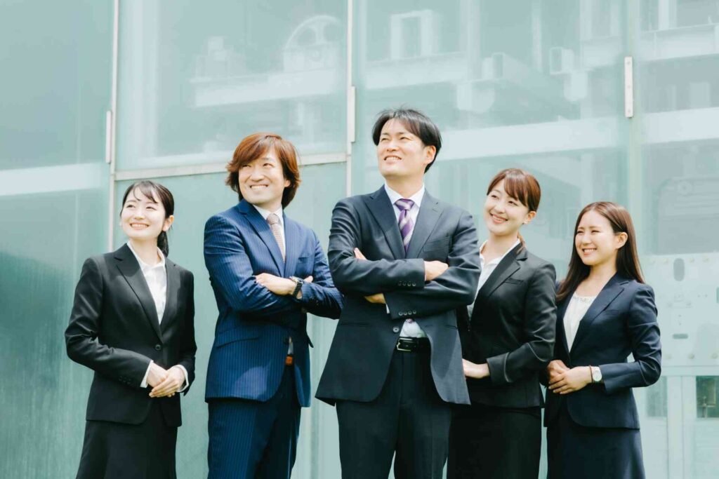 営業職の仕事内容とは?基本的な流れや営業の種類別に向いてる人を解説!