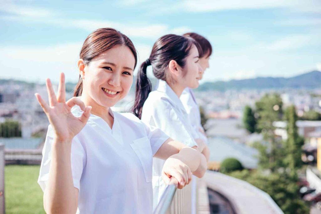 手に職をつけたい女性におすすめの仕事14選!就職のコツや年代別の注意点も解説