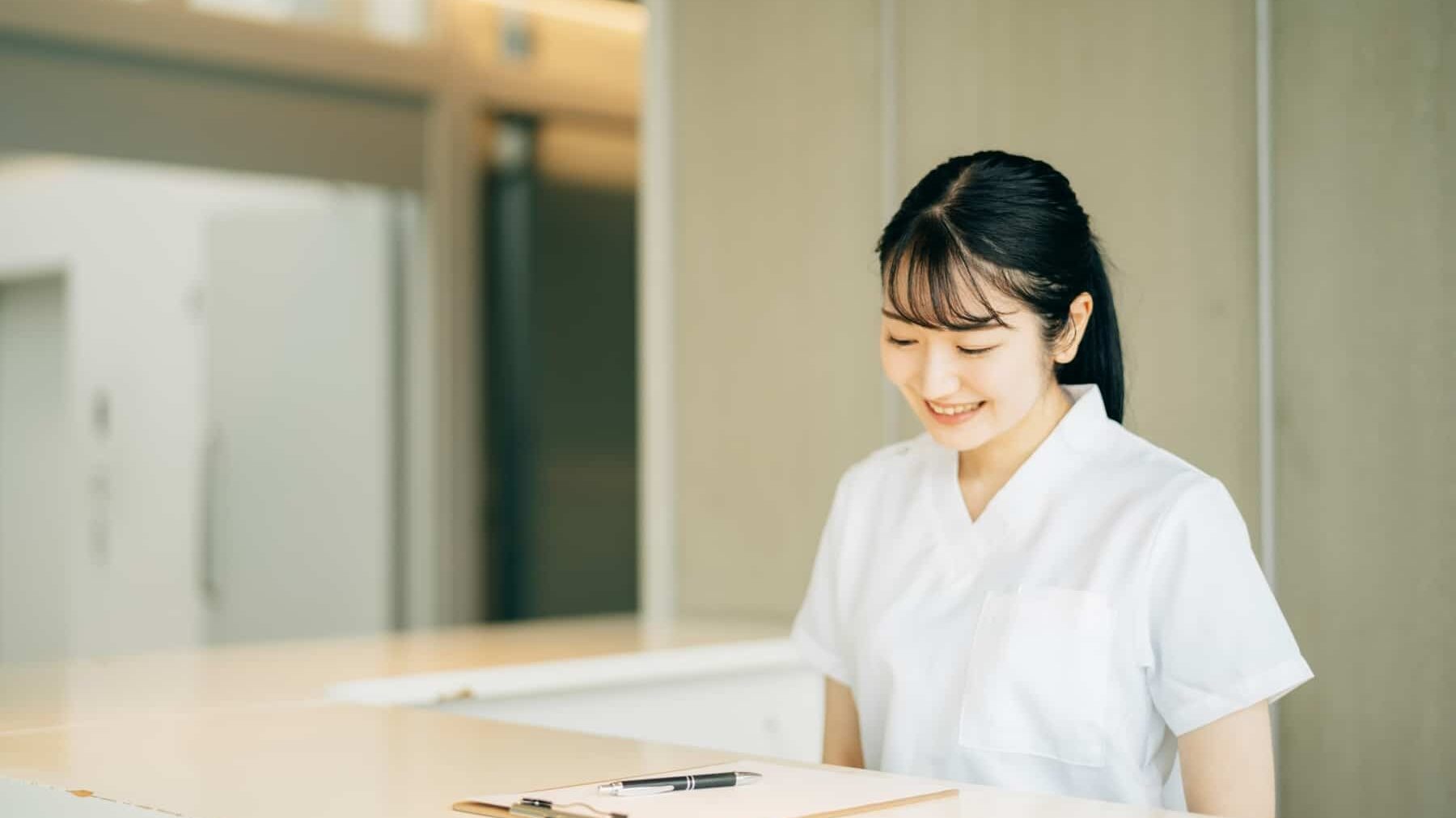 フリーターが保険証を持っていないと恥ずかしいの?