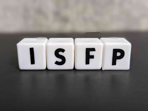 ISFP(冒険家)に向いてる仕事15選!性格から分かる適職一覧