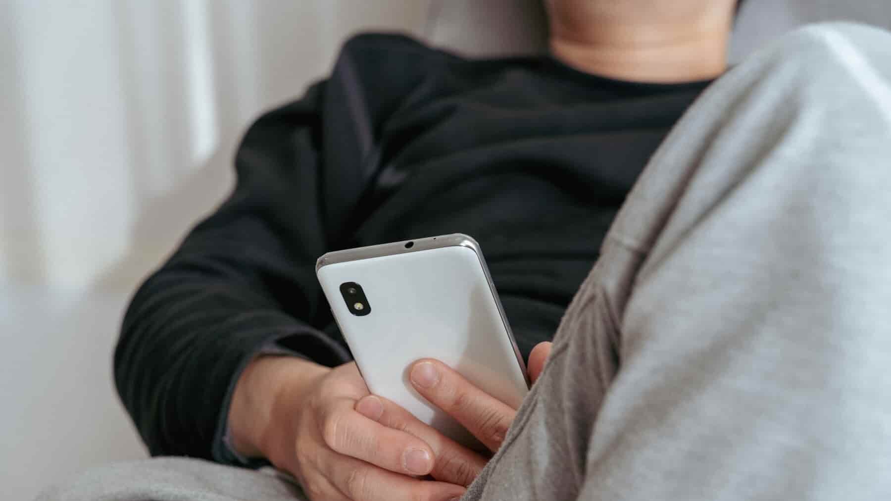 ニート期間が長いと就職で不利？空白期間が長い人の就活のコツを解説
