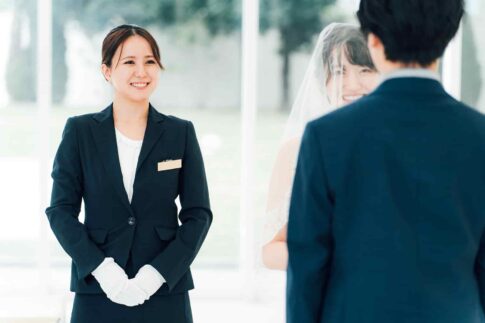 ウェディングプランナーになるには?仕事内容や資格、就職方法を解説