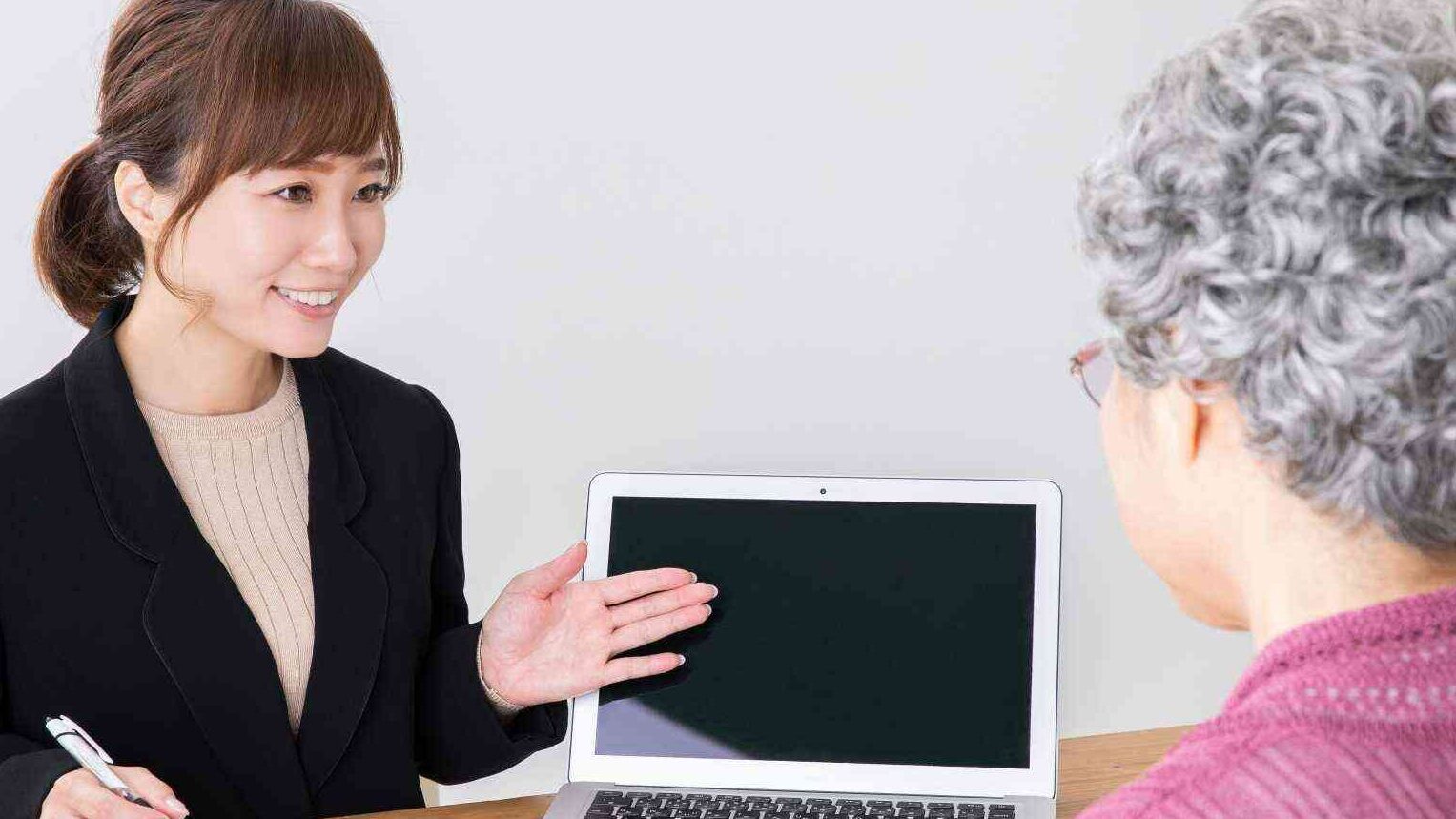 聞き上手な人に向いてる仕事を紹介-職業を見つける方法とコツも-