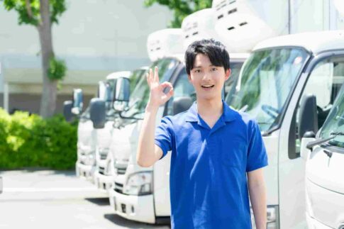 トラック運転手とは?免許や高年収求人の探し方も紹介