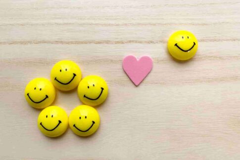 社交的な人に向いてる仕事10選！仕事選びのポイントや自己PR例も解説