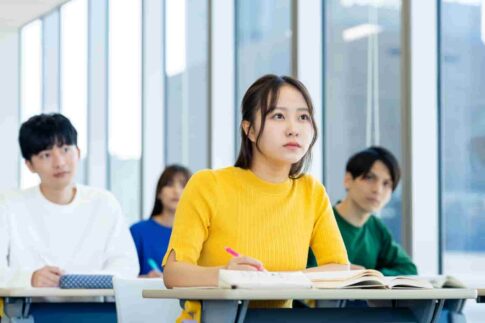 大学中退でもなんとかなる？後悔しやすい人の特徴や進路の選択肢を解説