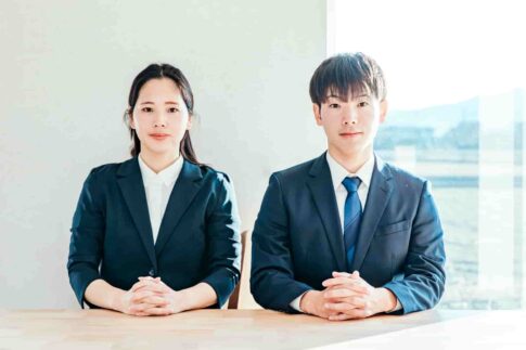 既卒の就活のやり方を流れに沿って解説！内定獲得のコツや注意点も