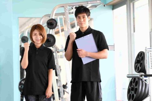 インストラクターとは？仕事内容や就職する方法から向いてる人まで網羅的に解説