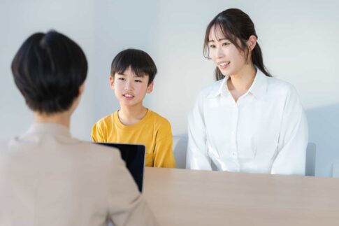 スクールカウンセラーとは？仕事内容や就職する方法から向いてる人まで網羅的に解説