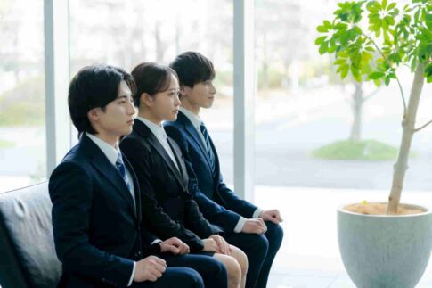 【高卒必見】高卒で入れる優良企業の見極め方やおすすめの業界6選