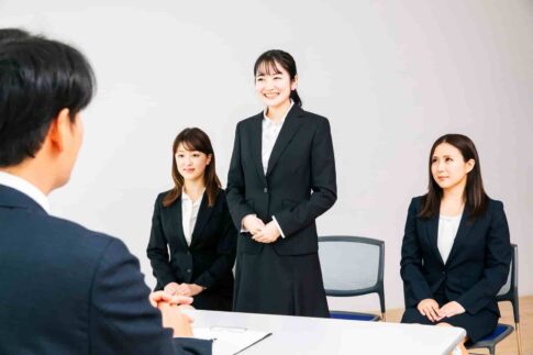 既卒の自己PRの書き方を解説！5つの例文や内定獲得のポイントも
