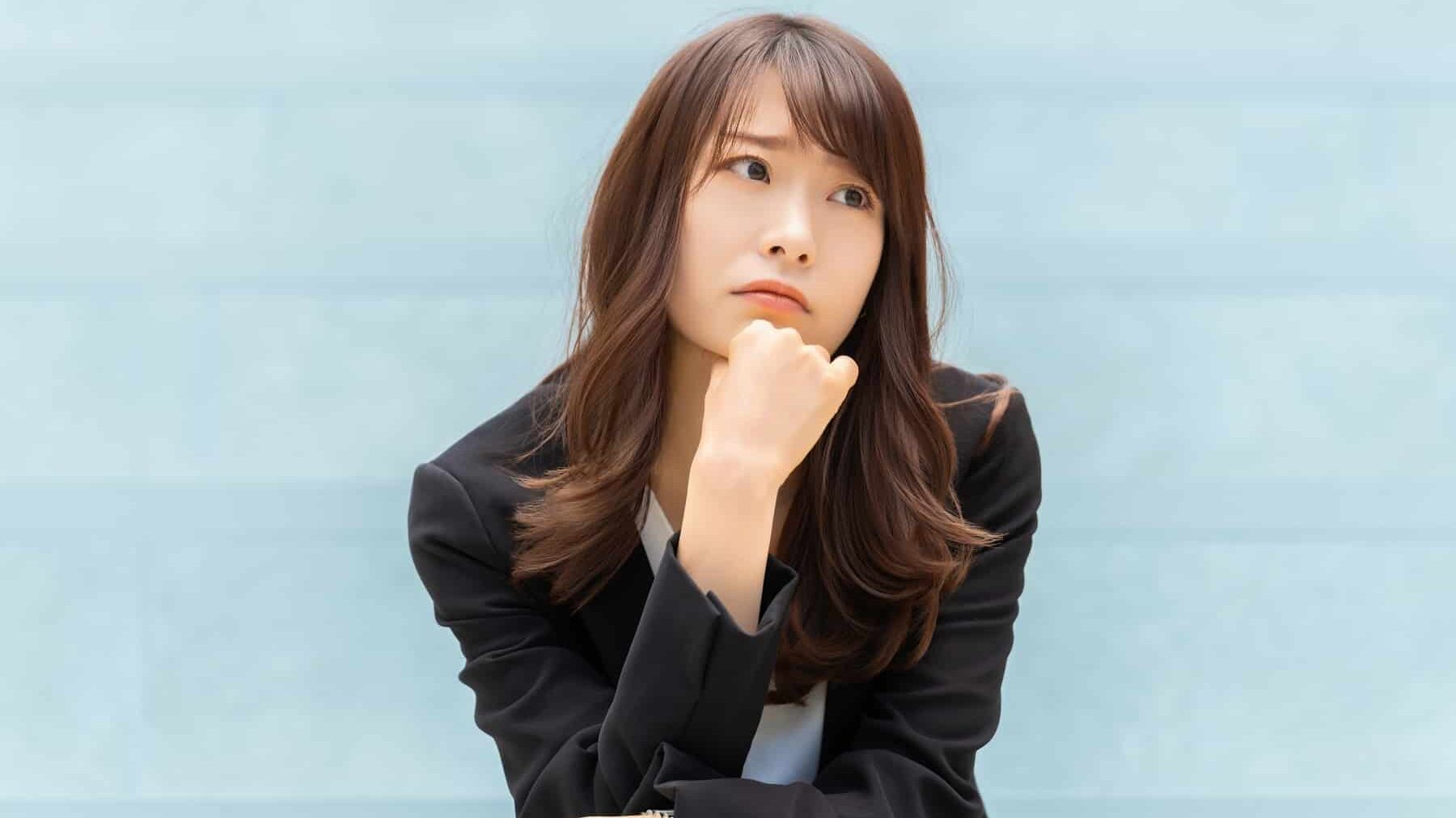 高卒でも転職はできる？大卒との収入格差や就職成功のコツを公開